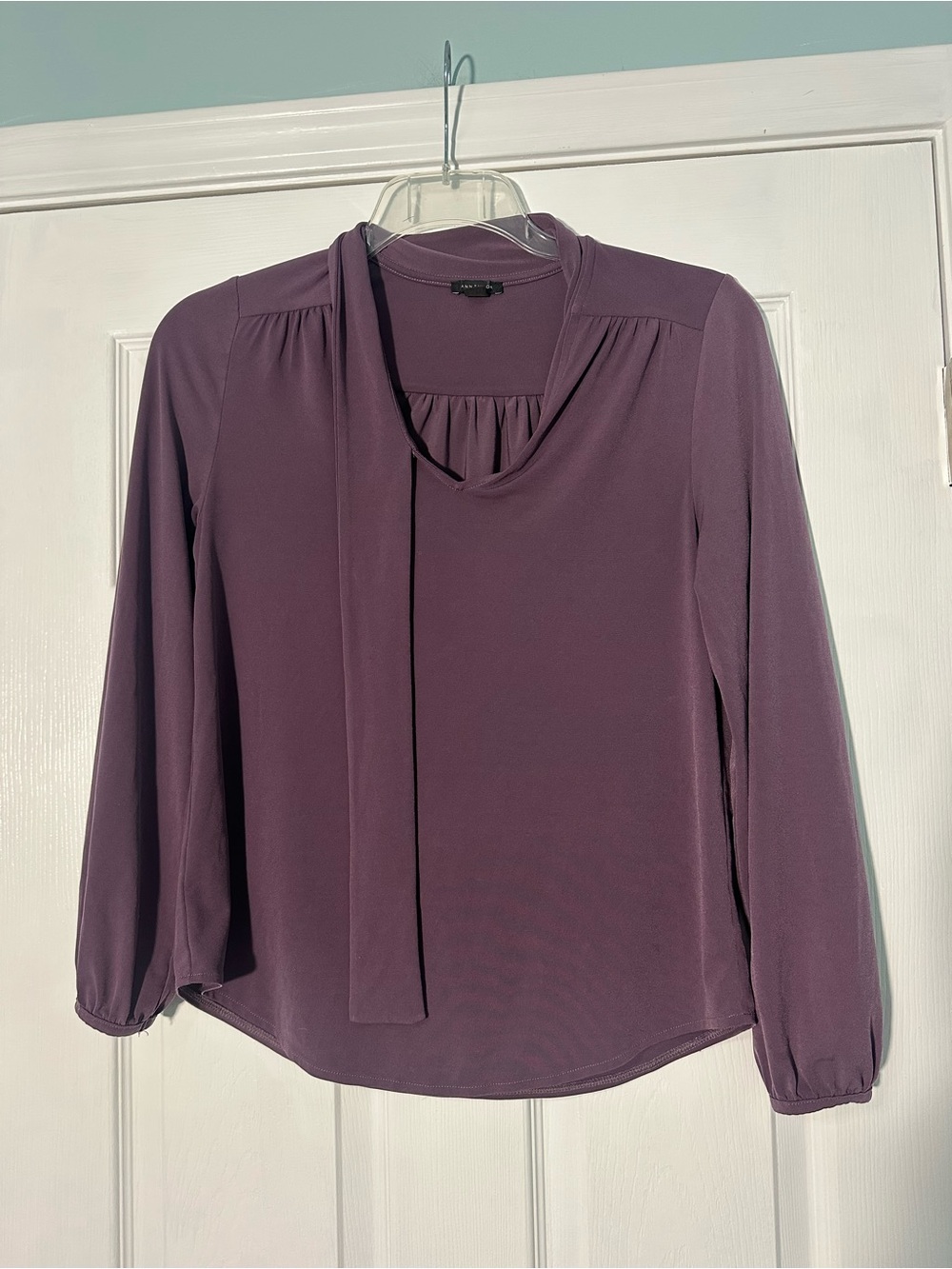 Ann Taylor Mauve Tie-Neck Long Sleeve Blouse